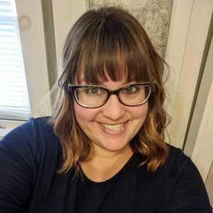 Meet your Posher, Caitlin